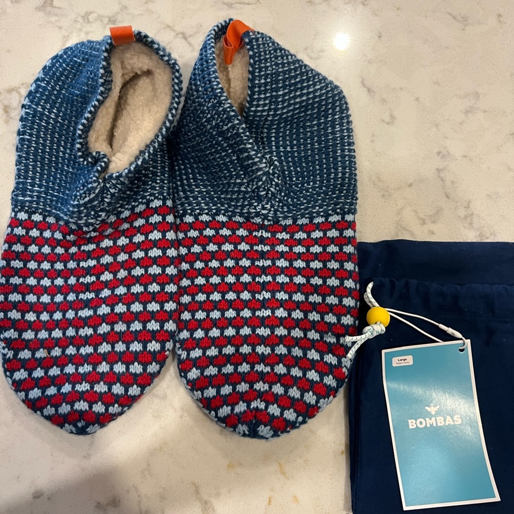 Bombas Men’s Gripper Slippers NWT